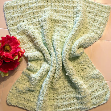 7-Hour Crochet Soft Bassinet Blanket