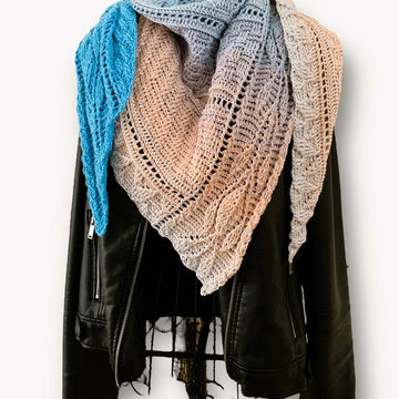 Triangular Scarf "Pantariste"