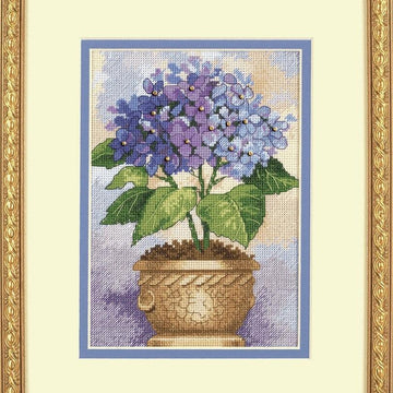 Dimensions Gold Petite: Counted Cross Stitch Kit: Hydrangea in Bloom - 13 x 18cm