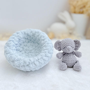 Nesting Elephant
