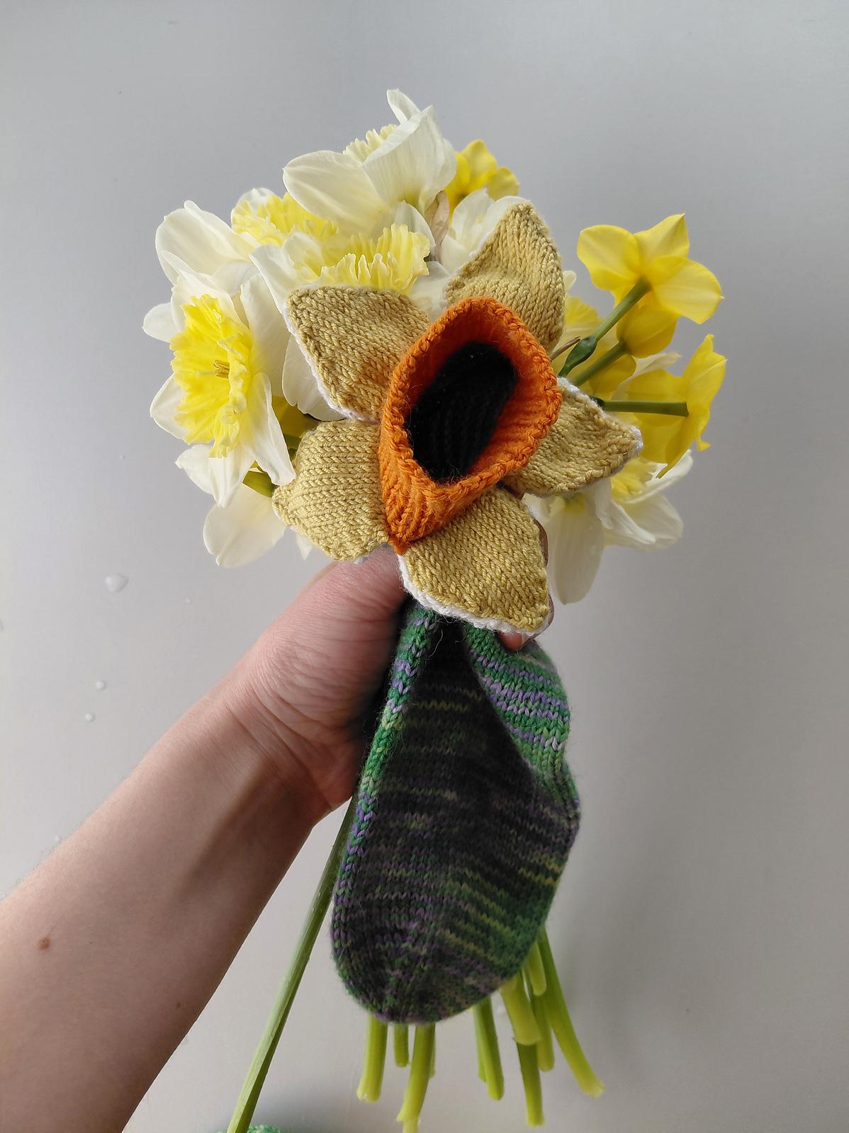 Petal Cuff