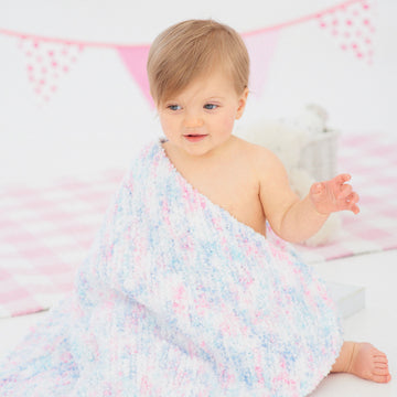 Blankets in Sirdar Snowflake Chunky - 1286 - Downloadable PDF
