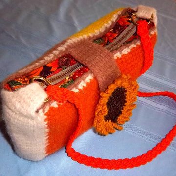 Knitter's Lesson in Tunisian Crochet: Sassy Sunflower Purse
