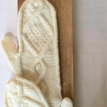 Fresh Snow Mittens