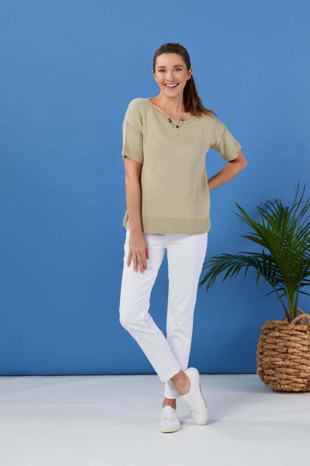 KE002 Clearwater - Top Knitting Pattern for Women in Valley Yarns Westhampton by Valley Yarns