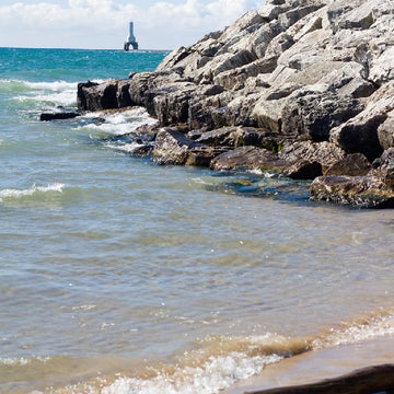The Lighthouse Keeper's Daughter