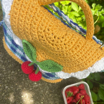 Cherry Picker's Mini Picnic Bag