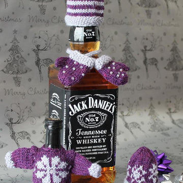 Christmas Glamour Beaded Mini Mittens Decoration