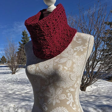 Chunky Lacy Infinity Scarf