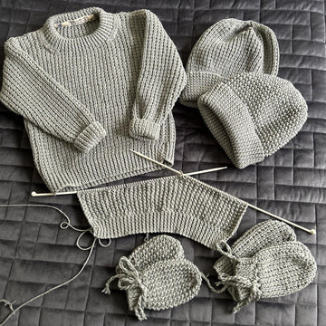 Evergreen Jumper and Accessories (DK)
