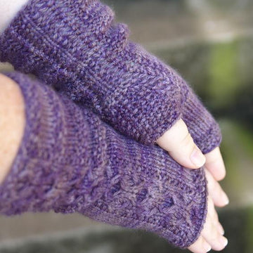 Curiouser Mitts