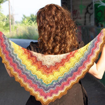 Meander shawl