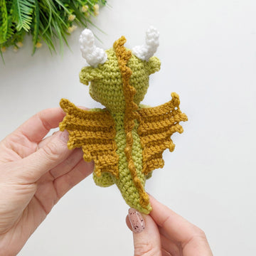 Dragon crochet pattern, amigurumi dragon toy pattern