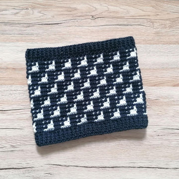 Arrowhead Neck Warmer