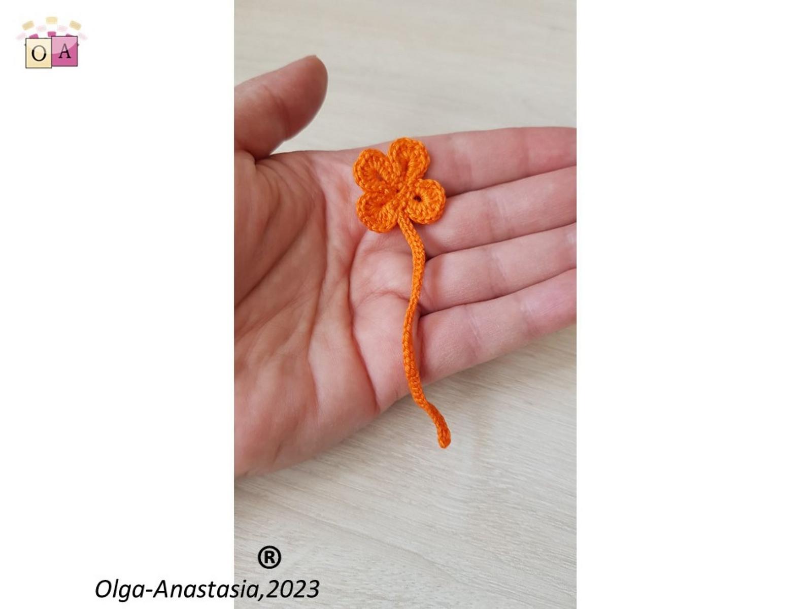 Crocheted shamrock 5