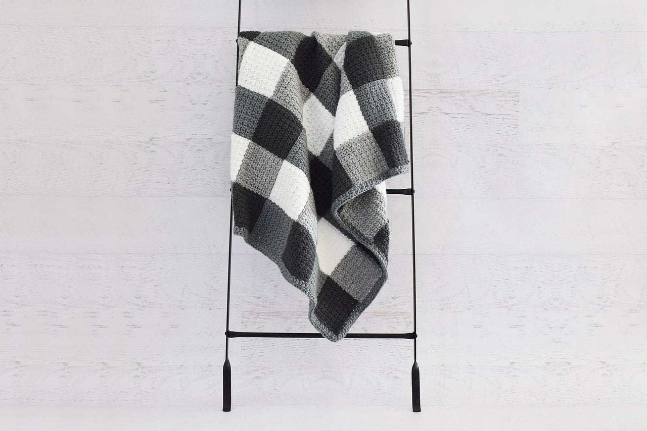 Farmhouse Gingham Blanket