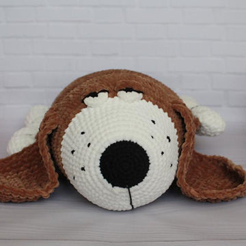 Toy LOUNGER dog / plush pillow