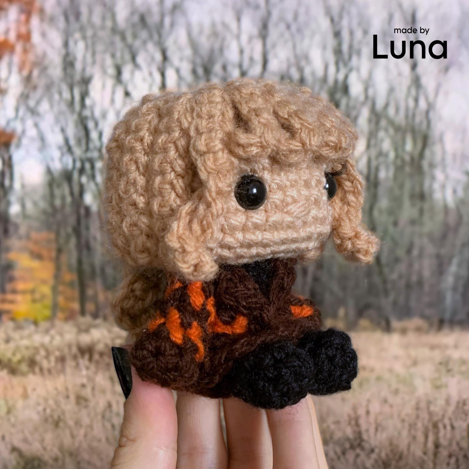 Taylor Swift-inspired Crochet Pattern | Evermore Amigurumi