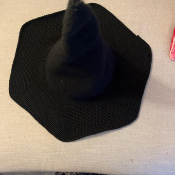 Witches crochet hat