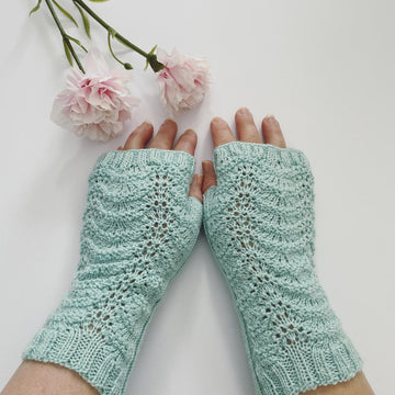 Bella fingerless mittens
