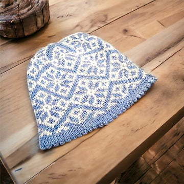 Paper Snowflakes Hat