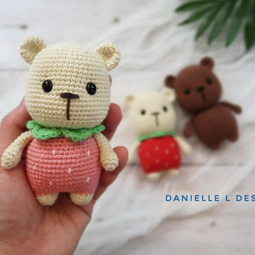 Strawberry bear amigurumi