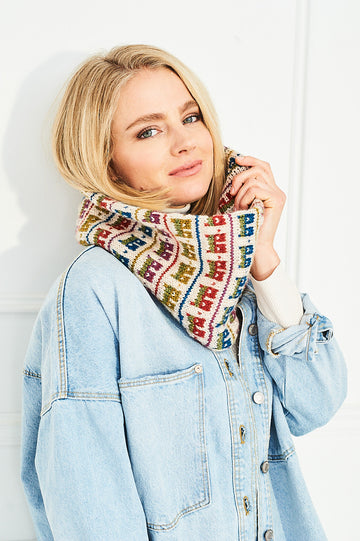 Stylecraft The Wee Houses MAL by Blogstar Julia Marsh - The Wee Houses Cowl