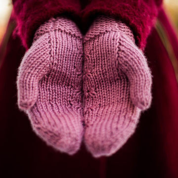 Rose Bud Mittens