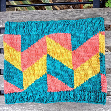Chevrons Cowl