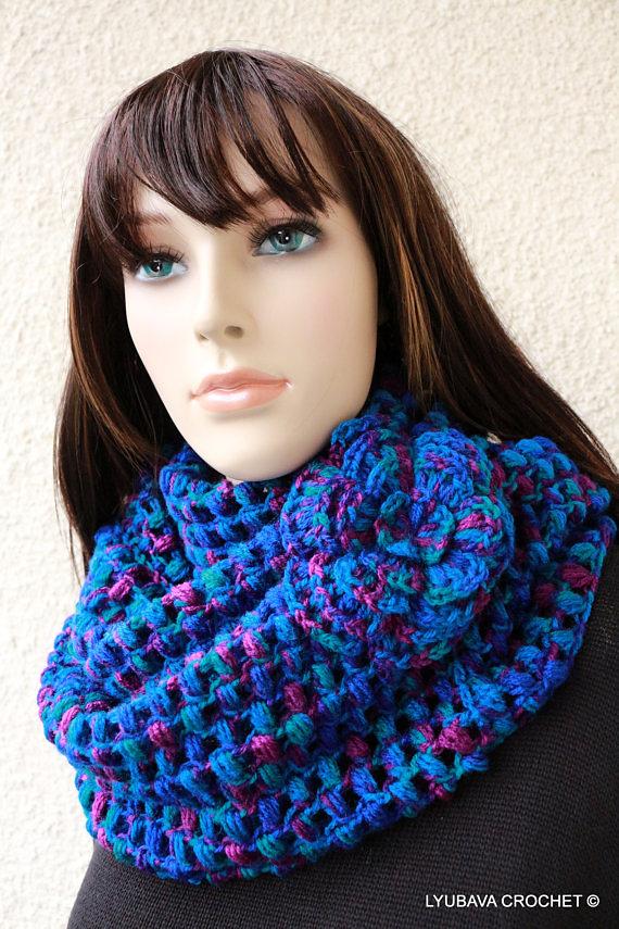 Puff Stitch Infinity Scarf With Flower