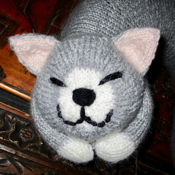 Snoozing Cat Travel Pillow