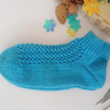 Sneaker lace socks