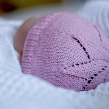 Baby Star Hat 4ply - Bc63