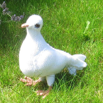 Peace Dove by madmonkeyknits