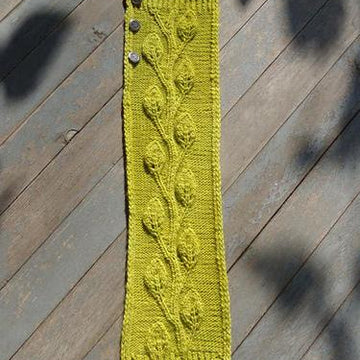 Tuscan Leaves Neckwarmer