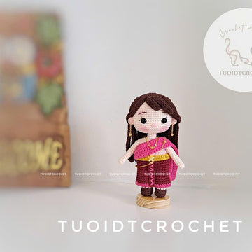 Thai couple dolls