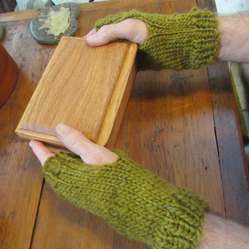 Wasabi Fingerless Gloves