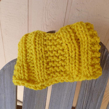 Yellow Jacket Cowl