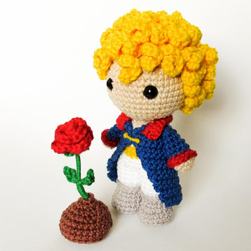 The Little Prince amigurumi doll - crochet pattern by Crochelandia