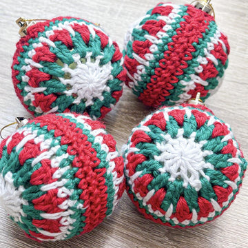 Crochet Christmas bauble