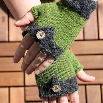 Pointy Mitts
