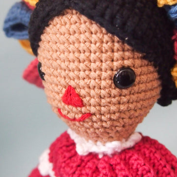 LELÉ THE MEXICAN DOLL WITH BOWS