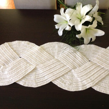 Table Runner N 139