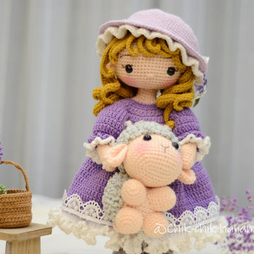 Mary and little lamb