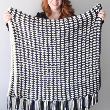 Prim Stripe Throw