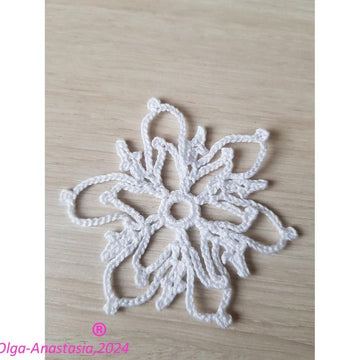 Crochet snowflake 29