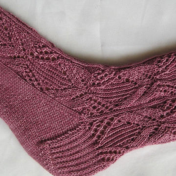 Tone Lace Socks