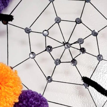 Halloween Crochet Wreath Pattern - Creepy Crawly