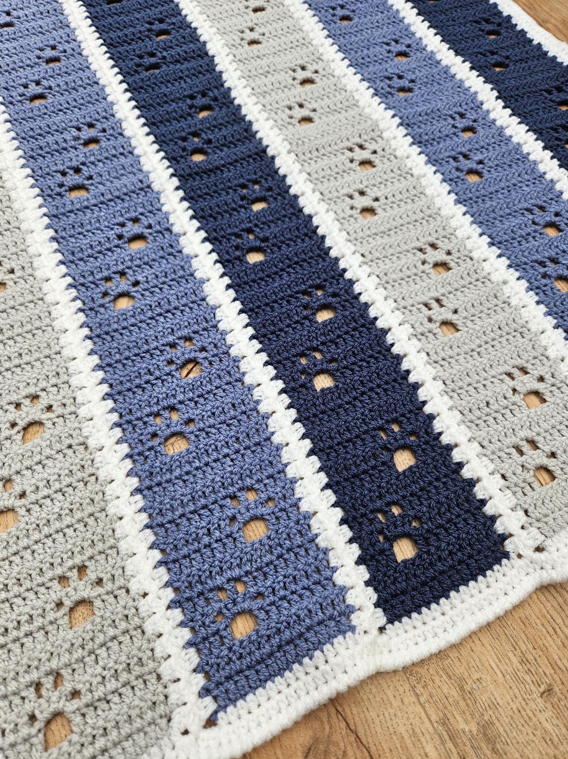 Paws Mile A Minute Blanket