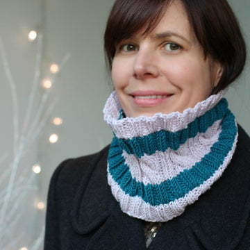 Crisp and Even Cowl